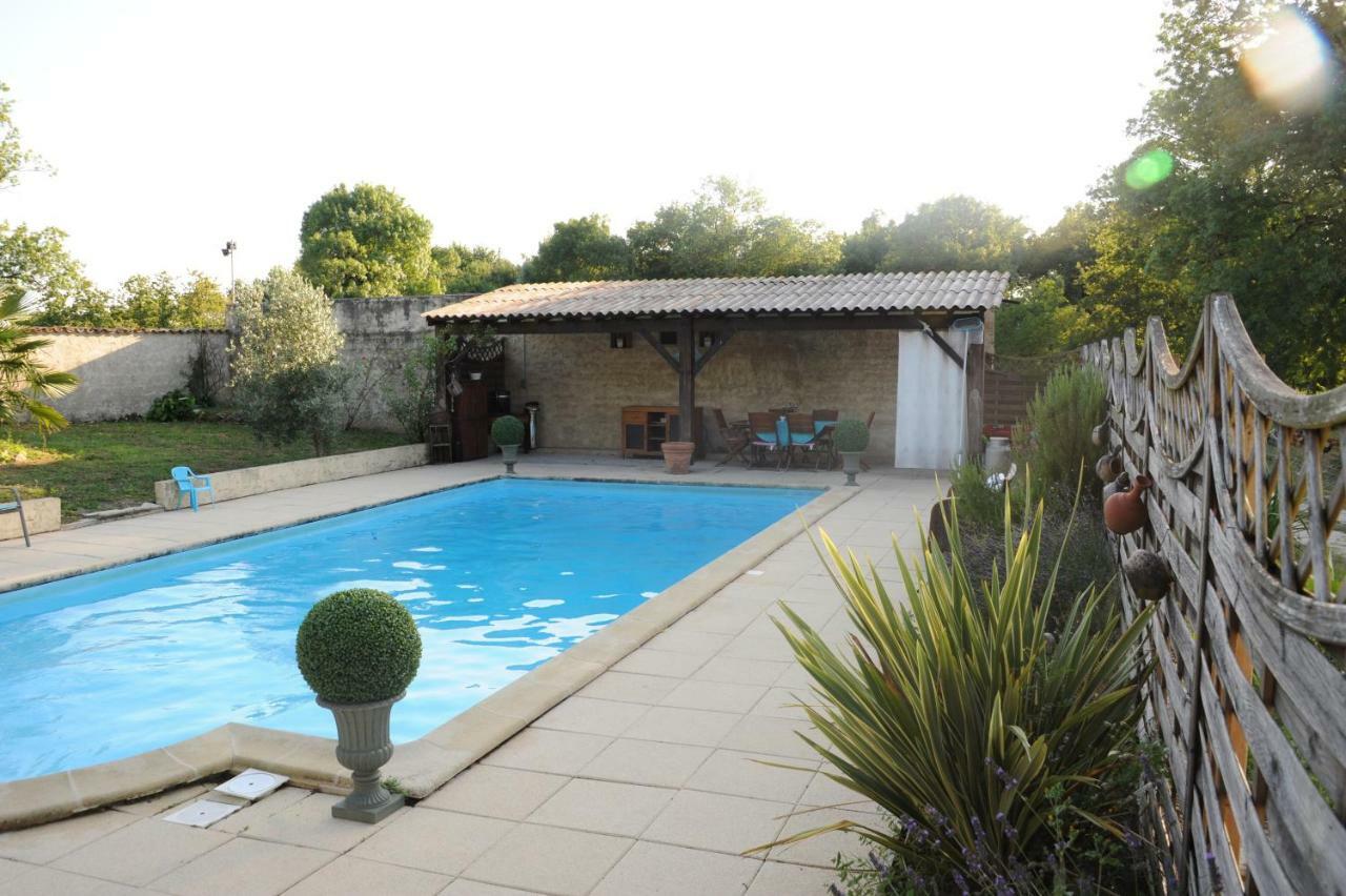 Les Demeures De La Laigne Bed & Breakfast Allas-Bocage Ngoại thất bức ảnh