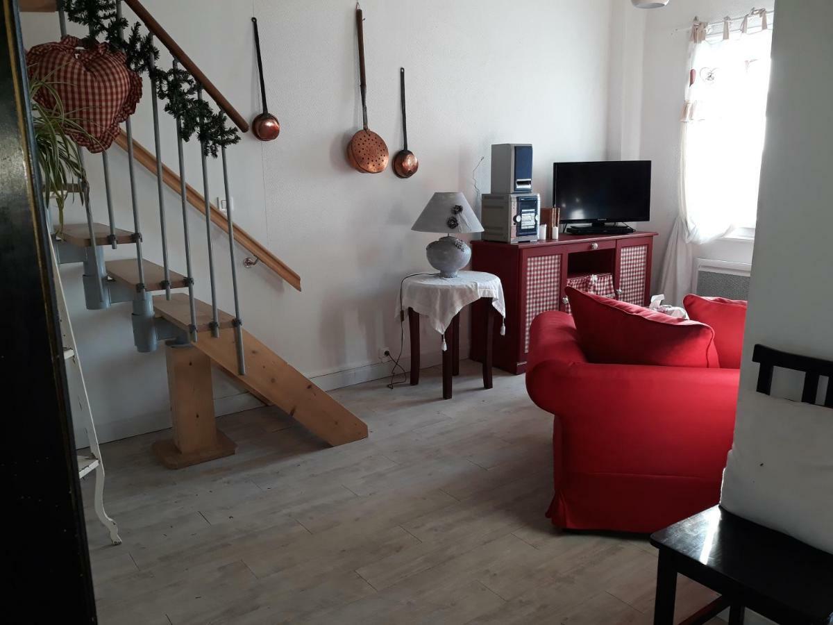 Les Demeures De La Laigne Bed & Breakfast Allas-Bocage Ngoại thất bức ảnh