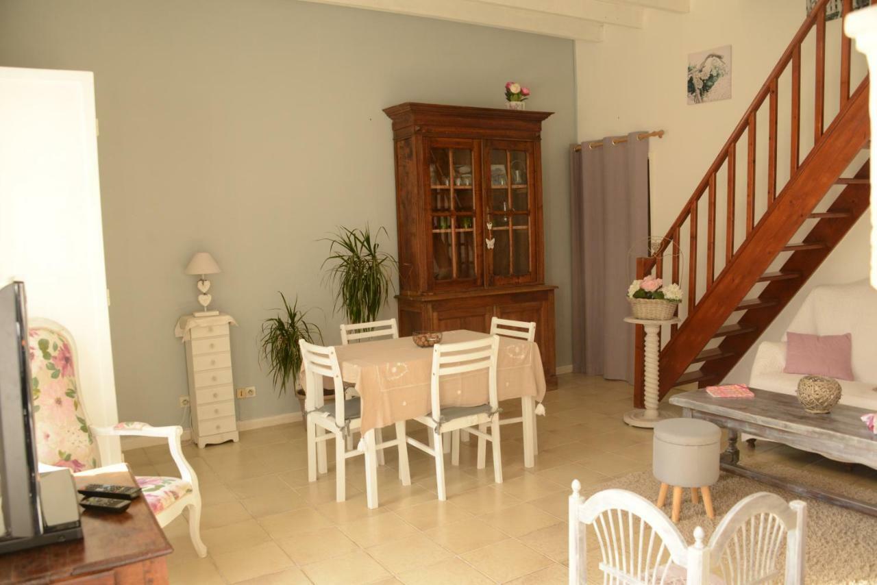 Les Demeures De La Laigne Bed & Breakfast Allas-Bocage Ngoại thất bức ảnh