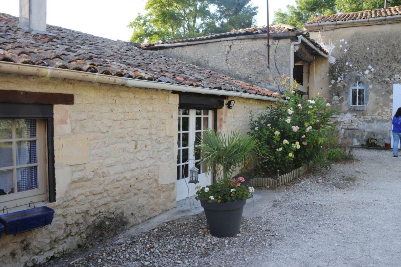 Les Demeures De La Laigne Bed & Breakfast Allas-Bocage Ngoại thất bức ảnh